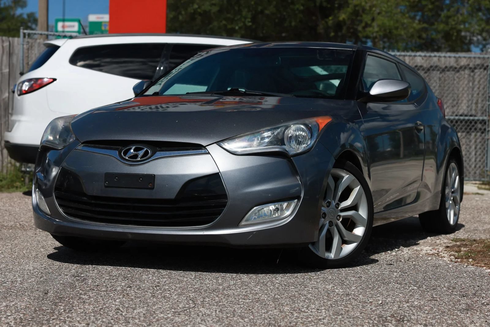 Used 2013 Hyundai Veloster w/ Style Pkg FWD image 1