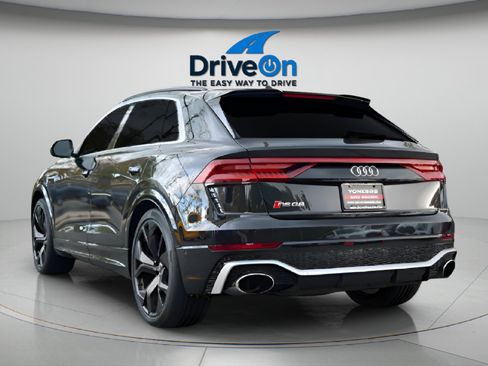 Used 2021 Audi RS Q8 w/ Luxury Package AWD/4WD image 3