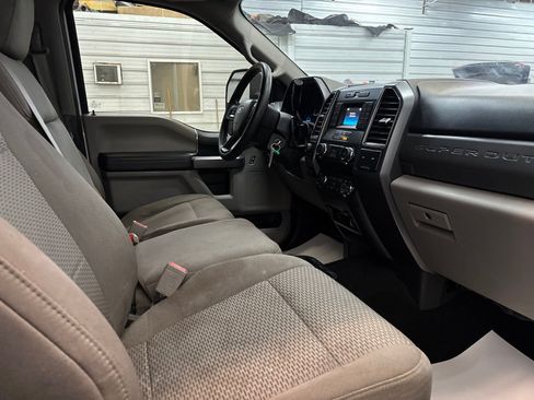 Used 2019 Ford F250 XLT AWD/4WD image 24