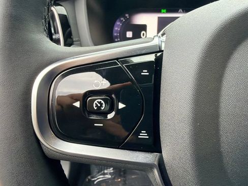 Used 2025 Volvo V60 B5 Cross Country Ultra w/ Protection Package Premier AWD/4WD image 29