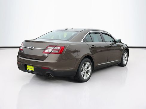 Used 2016 Ford Taurus SEL FWD image 5