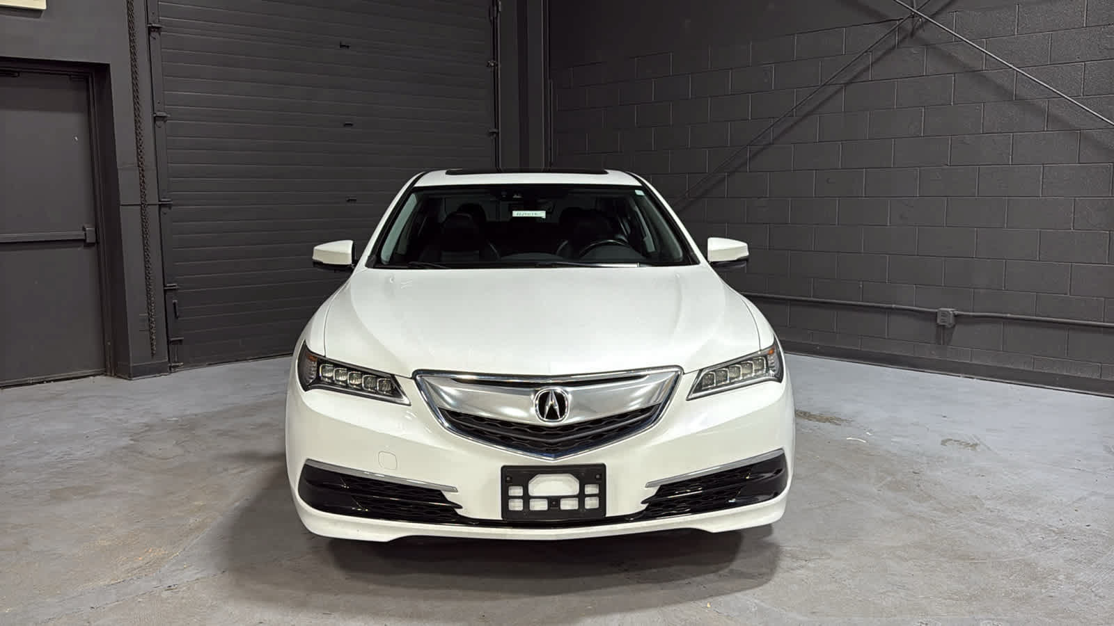 Used 2016 Acura TLX w/ Technology Package AWD/4WD image 2