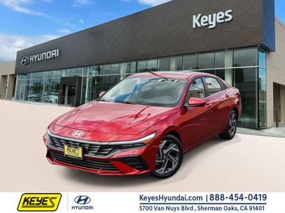 Certified 2025 Hyundai Elantra SEL