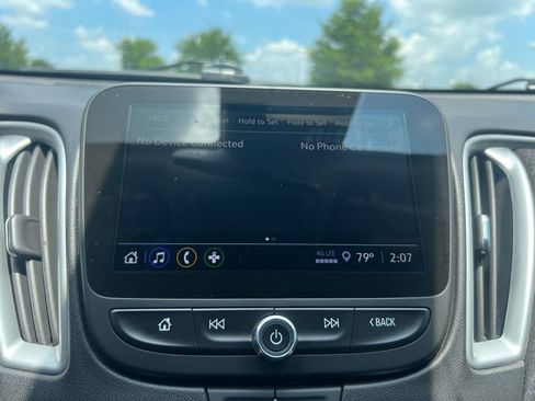 Used 2024 Chevrolet Malibu LS FWD image 9