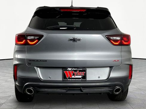 Used 2025 Chevrolet TrailBlazer RS w/ Driver Confidence Package image 5