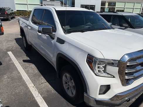 Used 2021 GMC Sierra 1500 SLE image 5