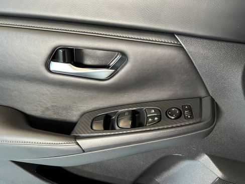 Used 2024 Nissan Sentra SV w/ All-Weather Package FWD image 19