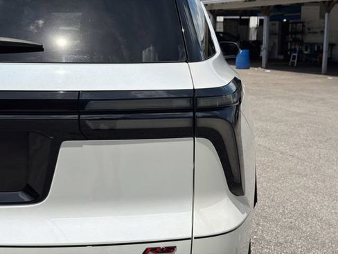 Used 2024 Chevrolet Traverse RS w/ LPO, Floor Liner Package AWD/4WD image 10
