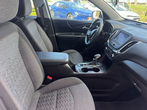 Used 2023 Chevrolet Equinox LT FWD image 18