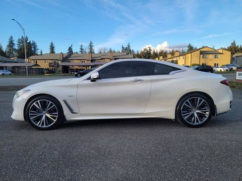 Used 2017 INFINITI Q60 3.0t w/ Premium Plus Package 3.0T image 8