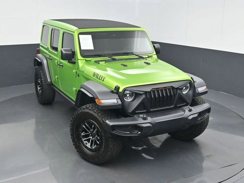 Used 2025 Jeep Wrangler Unlimited Sport AWD/4WD image 38