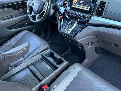 Used 2018 Honda Odyssey Elite image 18