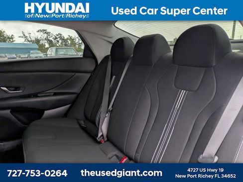 Certified 2024 Hyundai Elantra SEL FWD image 13