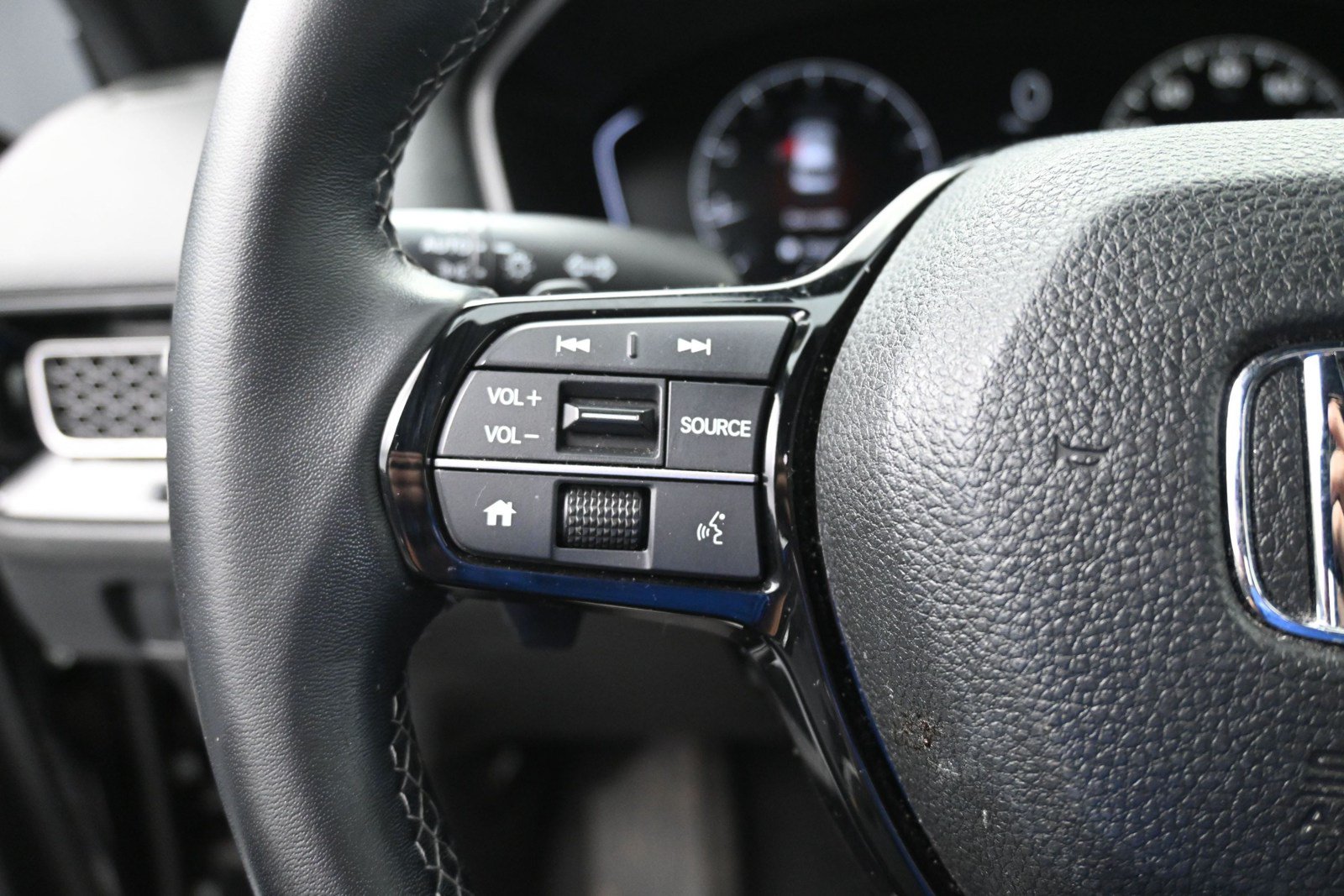 Used 2024 Honda Civic Sport image 25