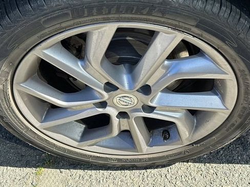 Used 2015 Nissan Sentra SR w/ Navigation Package image 4