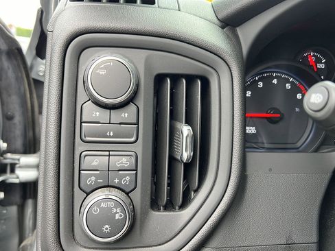 Used 2025 Chevrolet Silverado 2500 Custom w/ Custom Value Package AWD/4WD image 19