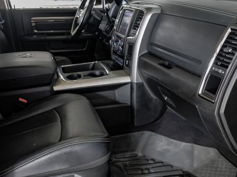 Used 2018 RAM 3500 Laramie w/ Sport Appearance Group image 12