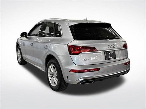 Certified 2023 Audi Q5 2.0T Premium w/ Convenience Package AWD/4WD image 3