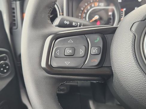 Used 2026 Jeep Gladiator Mojave AWD/4WD image 22