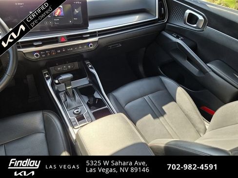 Certified 2025 Kia Sorento S FWD image 15