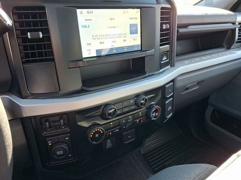 New 2026 Ford F550 4x4 SuperCab Super Duty w/ XLT Value Package image 13