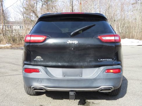 Used 2016 Jeep Cherokee Limited image 6