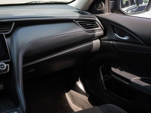 Used 2020 Honda Insight EX image 25