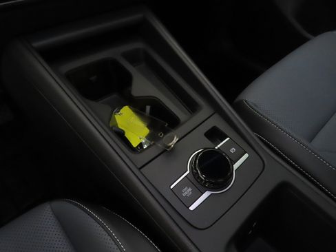 New 2026 Volkswagen Tiguan SE image 15