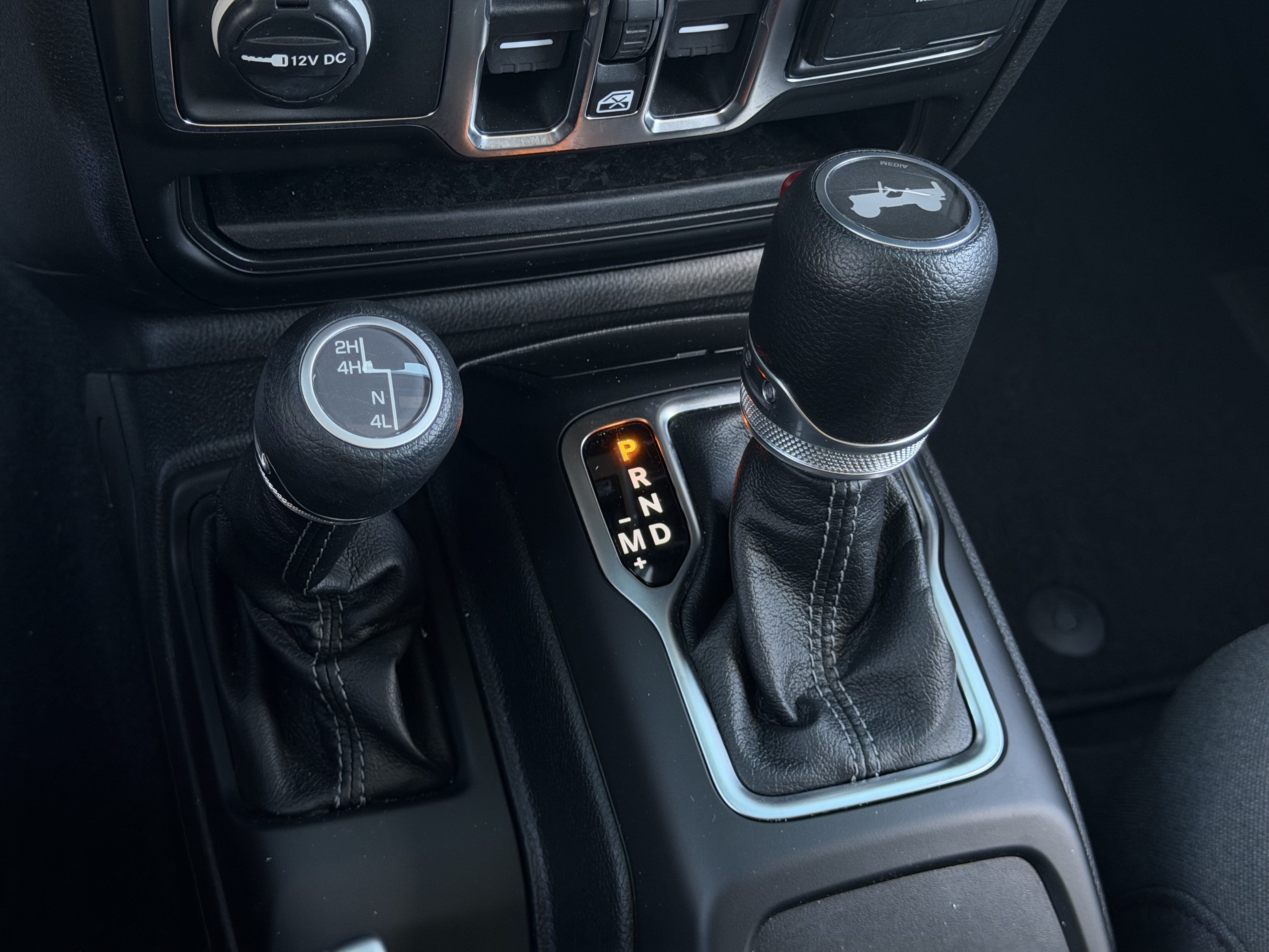 Used 2026 Jeep Wrangler Unlimited Sahara AWD/4WD image 26