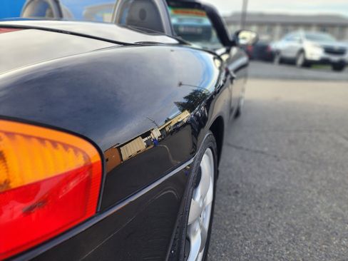 Used 2001 Porsche Boxster image 23