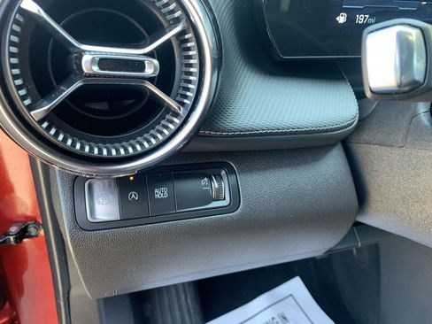 Used 2025 Chevrolet Equinox LT w/ Safety and Technology Package FWD image 16