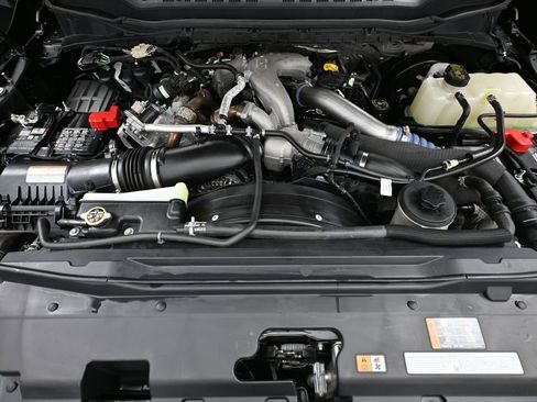 Used 2024 Ford F250 Lariat w/ Lariat Ultimate Package AWD/4WD image 54