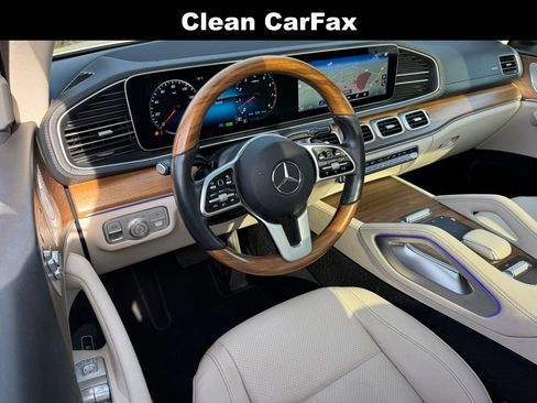 Used 2022 Mercedes-Benz GLS 450 4MATIC image 3