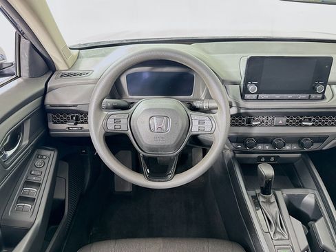 Used 2023 Honda Accord EX image 18