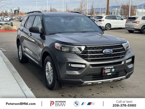 Used 2020 Ford Explorer XLT w/ Equipment Group 202A image 9