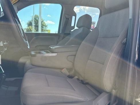 Used 2018 Chevrolet Silverado 1500 W/T w/ Black Out Edition image 11