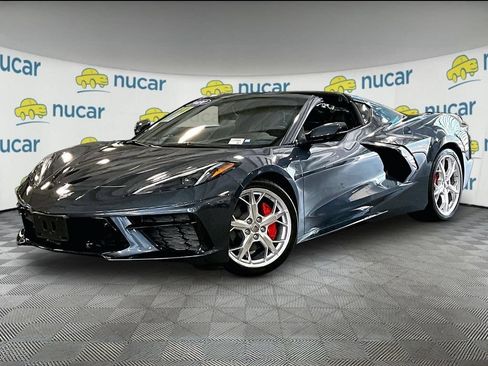 Used 2020 Chevrolet Corvette Stingray Preferred Cpe w/ 2LT Preferred Equipment Group RWD image 3