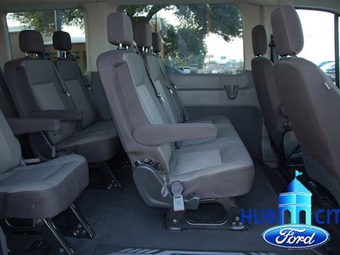 Used 2024 Ford Transit 350 XLT RWD image 12