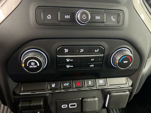 Used 2026 Chevrolet Silverado 2500 Custom w/ Custom Convenience Package AWD/4WD image 16