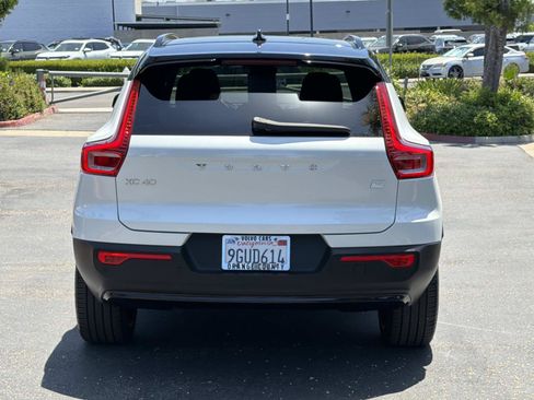 Certified 2023 Volvo XC40 Recharge Ultimate AWD/4WD image 6