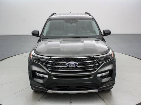 Certified 2023 Ford Explorer XLT w/ Equipment Group 202A image 9