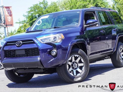 Used 2023 Toyota 4Runner TRD Off-Road Premium w/ Moonroof Package AWD/4WD image 17