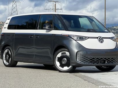 New 2025 Volkswagen ID. Buzz Pro S