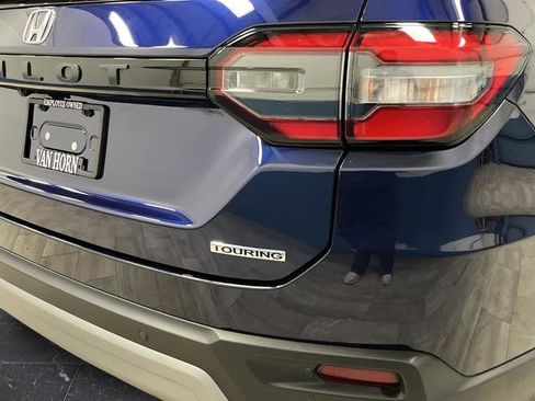 Used 2024 Honda Pilot Touring image 34
