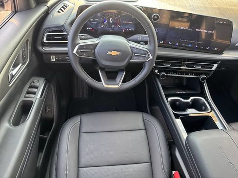 New 2026 Chevrolet Traverse LT FWD image 14