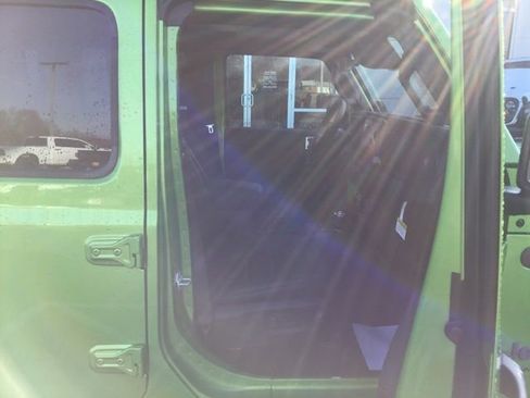 New 2026 Jeep Wrangler Unlimited Rubicon w/ Safety Group image 23