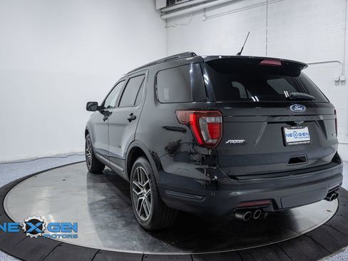Used 2018 Ford Explorer Sport w/ Equipment Group 401A image 5
