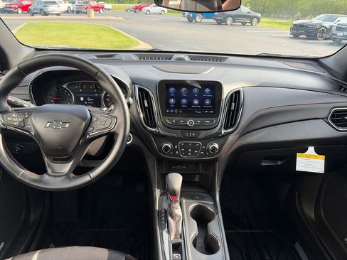Certified 2023 Chevrolet Equinox RS w/ RS Leather Package AWD/4WD image 11