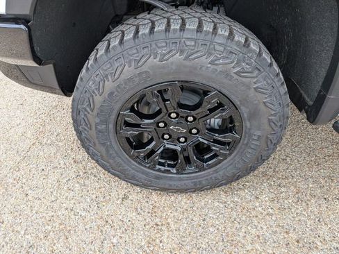 New 2026 Chevrolet Silverado 1500 ZR2 AWD/4WD image 10