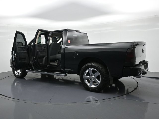 Used 2016 RAM 1500 Express AWD/4WD image 23